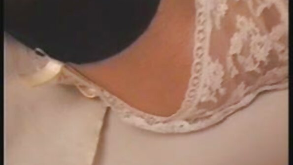 Den porno seksi video første fælles ferie for de nygifte og sex på hotellet.