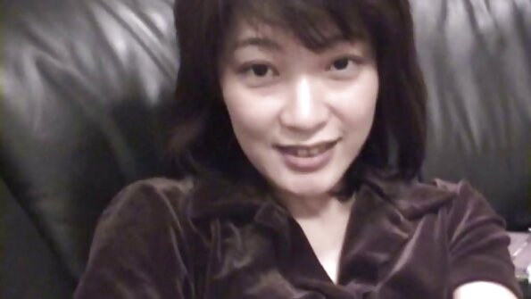 Upskirt flere orgasme med vibrator. zor seks video